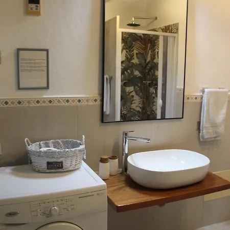 Viale Marzellinu Apartment *